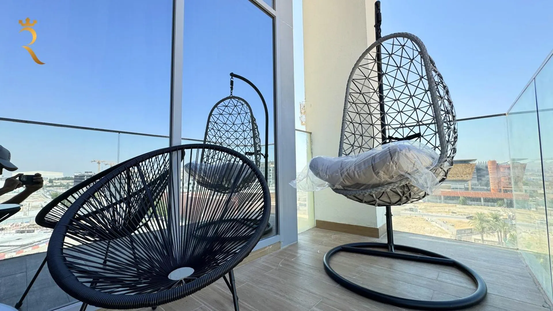Apartment Oasis Grove Stylish 2Br Retreat In Masdar City Abu Dhabi