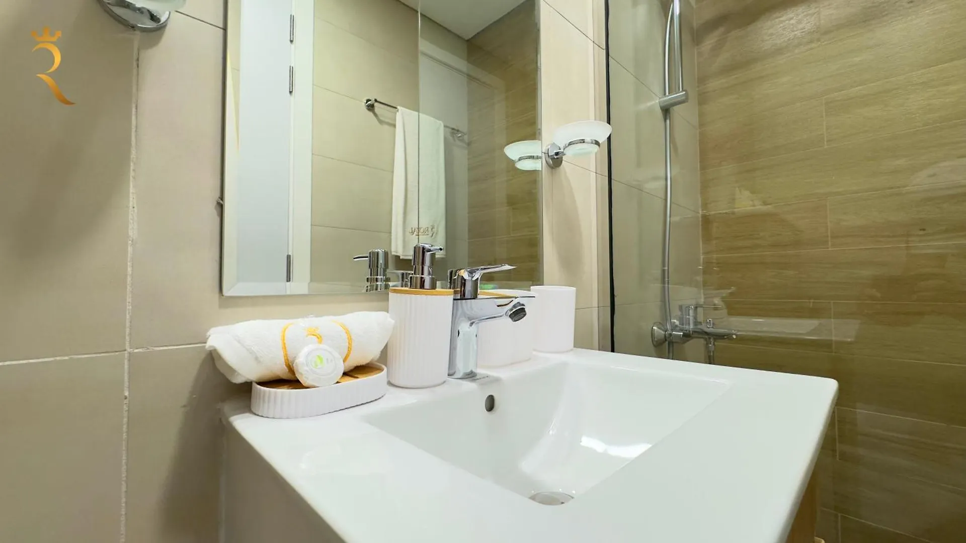 Oasis Grove Stylish 2Br Retreat In Masdar City Abu Dhabi Apartment
